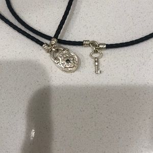 Kendra scott lock and key choker